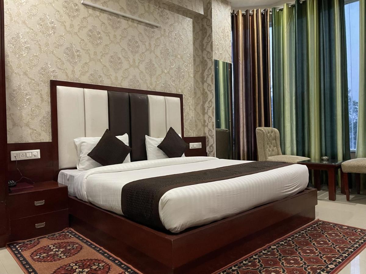 Sumedha G Village Resort And Spa Raiwala Экстерьер фото